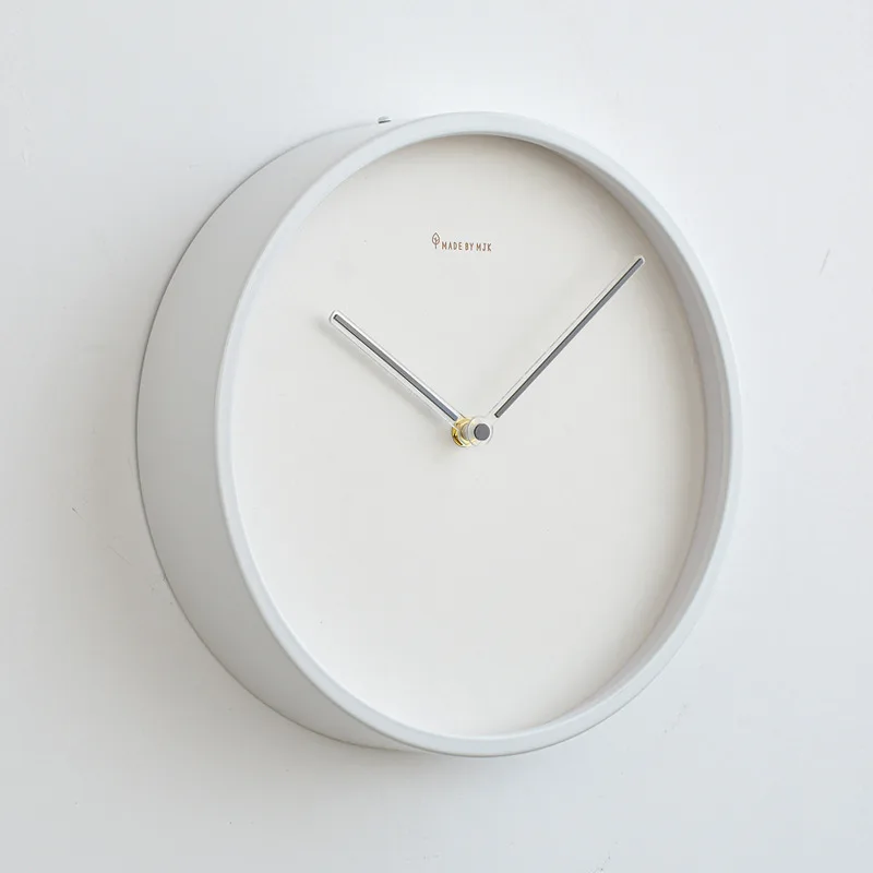 นาฬิกาแขวนผนังสไตล์มินิมอลทันส - Luxury Watch House บทวิจารณ์และราคา