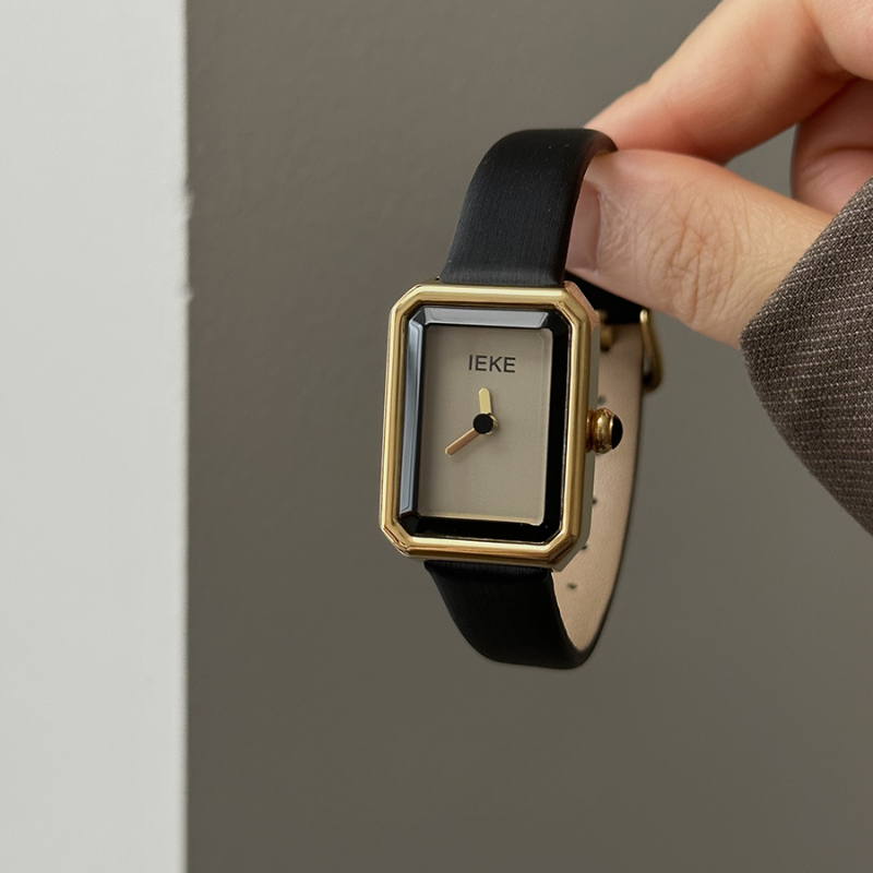การออกแบบที่เรียบง่ายหรูหราควอ - Luxury Watch Face บทวิจารณ์และราคา