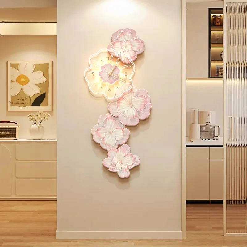ไฟดอกไม้สีชมพูนาฬิกาติดผนังหรู - Luxury Watch House บทวิจารณ์และราคา