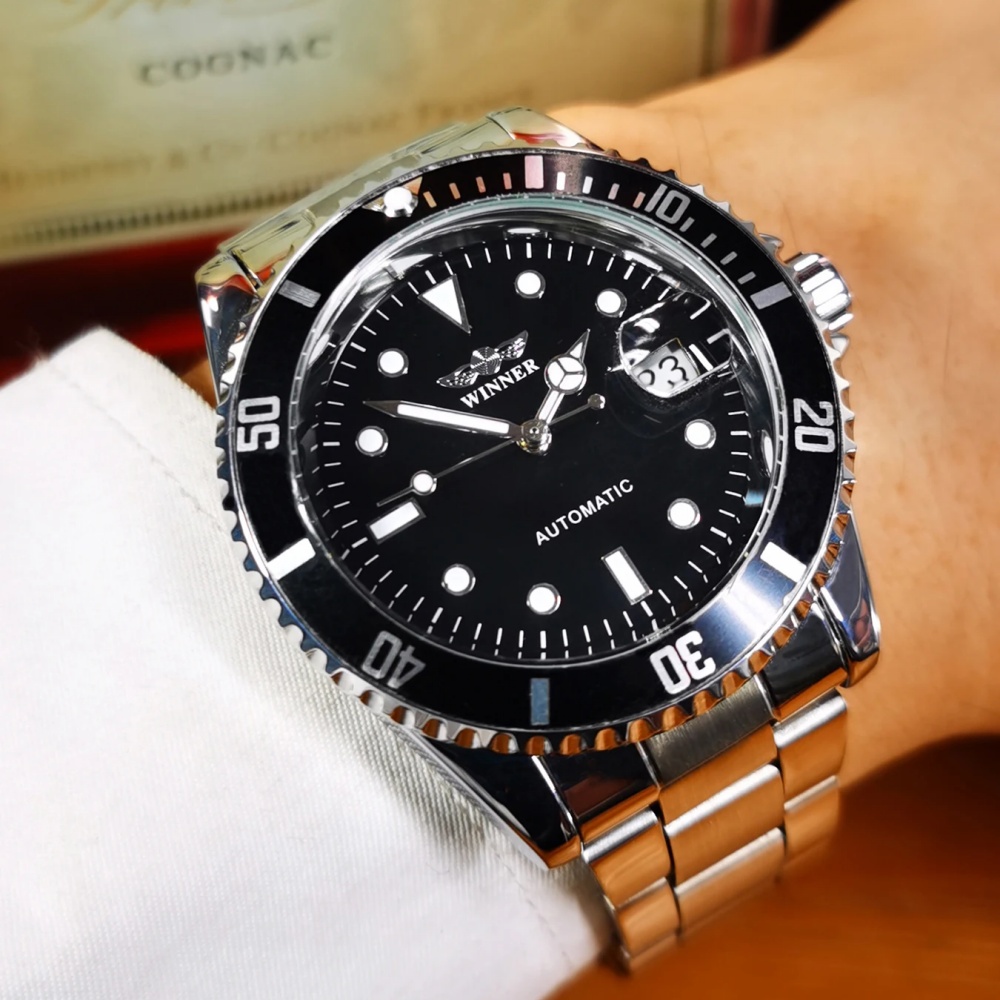 นาฬิกาข้อมือผู้ชายแบบกลไกอัตโน - Luxury Watch Values บทวิจารณ์และราคา