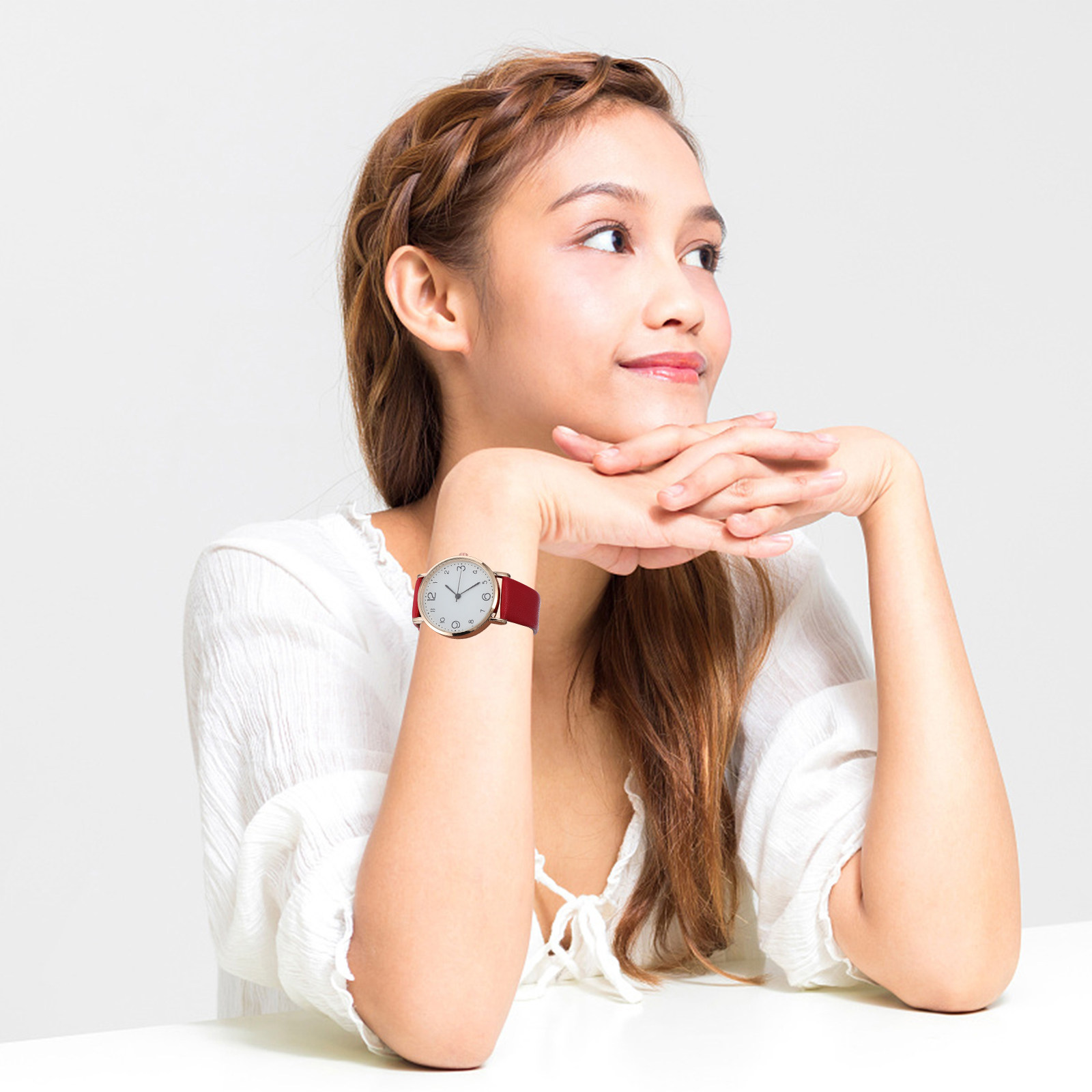 นาฬิกาข้อมือผู้หญิงสายพรีเมียม - Luxury Watch Events บทวิจารณ์และราคา
