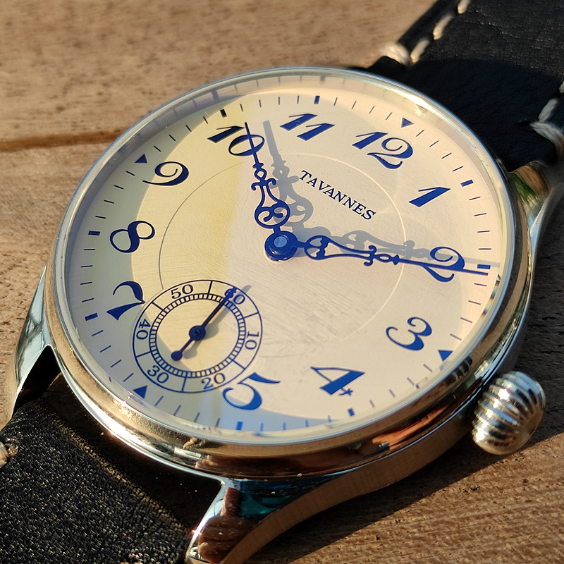 นาฬิกาข้อมือผู้ชาย 40 มม. ระบบ - Guilloché Dial Watch บทวิจารณ์และราคา