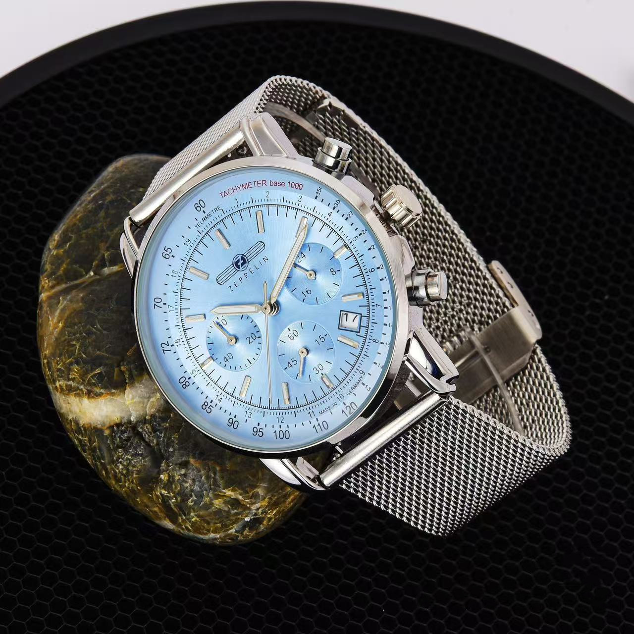 นาฬิกาข้อมือควอตซ์สายหนังสไตล์ - Luxury Watch Green Dial บทวิจารณ์และราคา