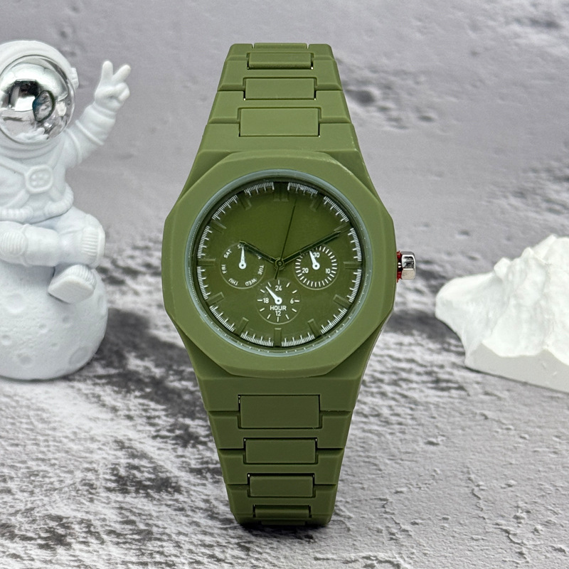 แบรนด์ที่มีชื่อเสียงนาฬิกาข้อม - Best Luxury Quartz Watch บทวิจารณ์และราคา